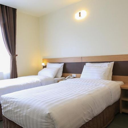 Punt Hotel Hai Phong Exterior foto