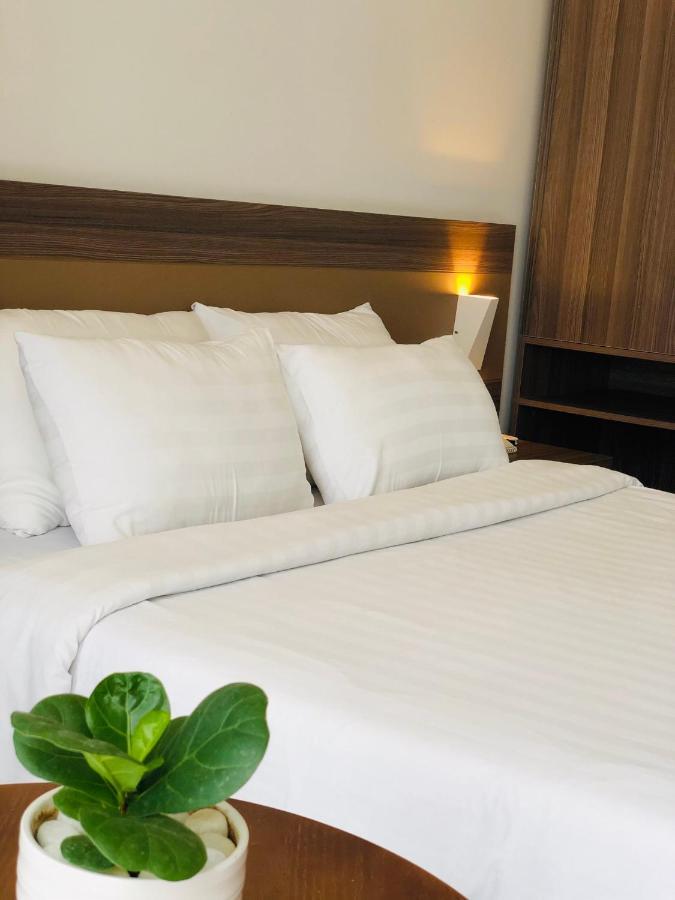 Punt Hotel Hai Phong Exterior foto